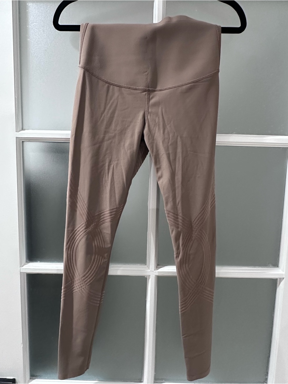 High-Waist Taupe Leggings with Sculpting Stitch Detail